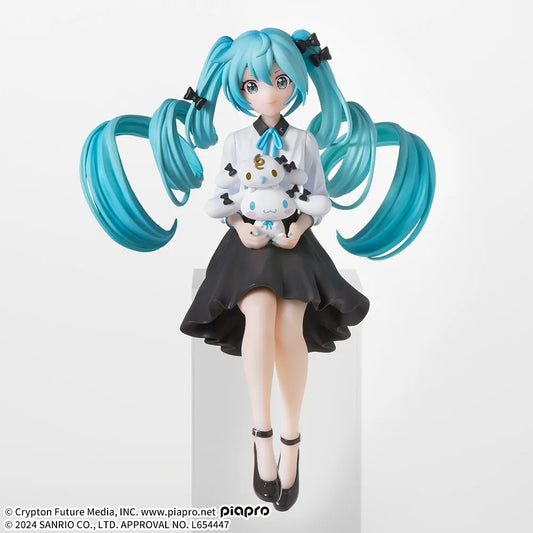 Hatsune Miku x Cinnamoroll (Osumashi Ver.) Figure