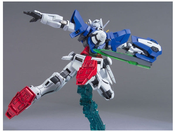 Mobile Suit Gundam 00 Gundam Exia Repair II High Grade 1:144 Scale Model Kit