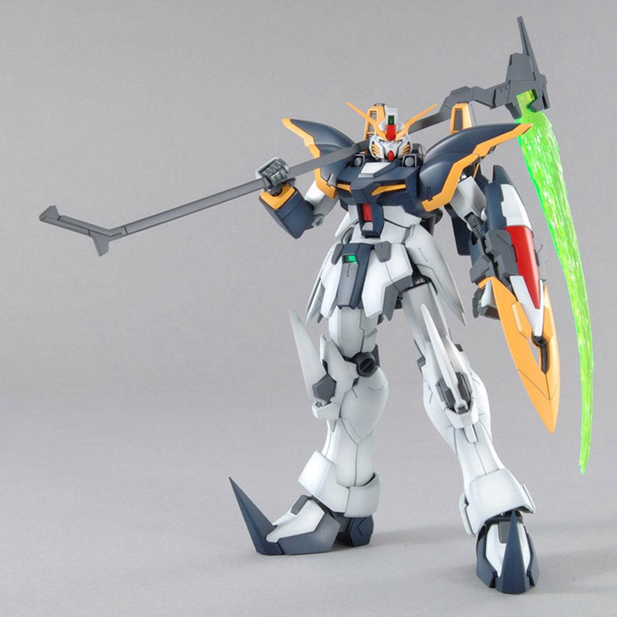 Mobile Suit Gundam Wing: Endless Waltz Gundam Deathscythe EW Master Grade 1:100 Scale Model Kit