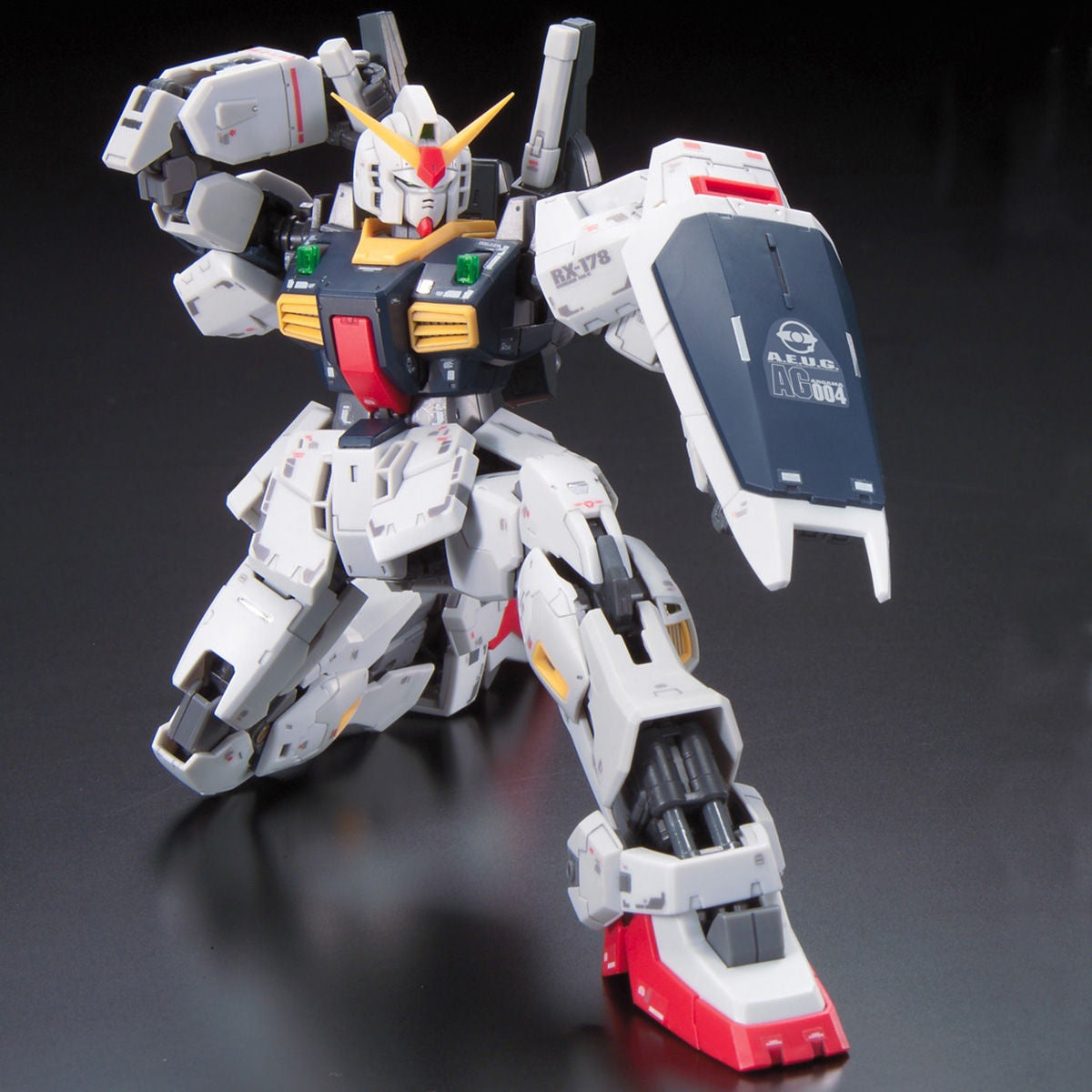 Mobile Suit Zeta Gundam RX-178 Gundam MK-II AEUG Real Grade 1:144 Scale Model Kit