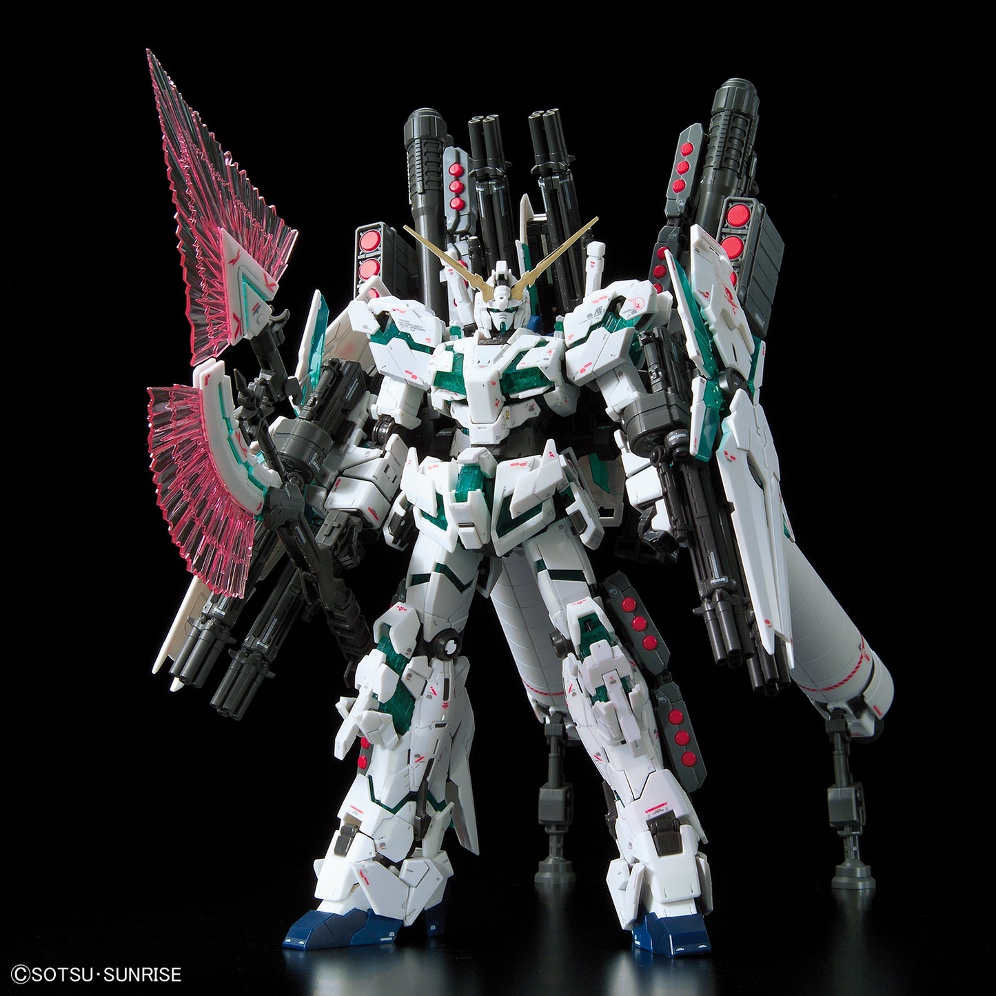 Mobile Suit Gundam Unicorn Full Armor Gundam Unicorn Real Grade 1:144 Scale Model Kit