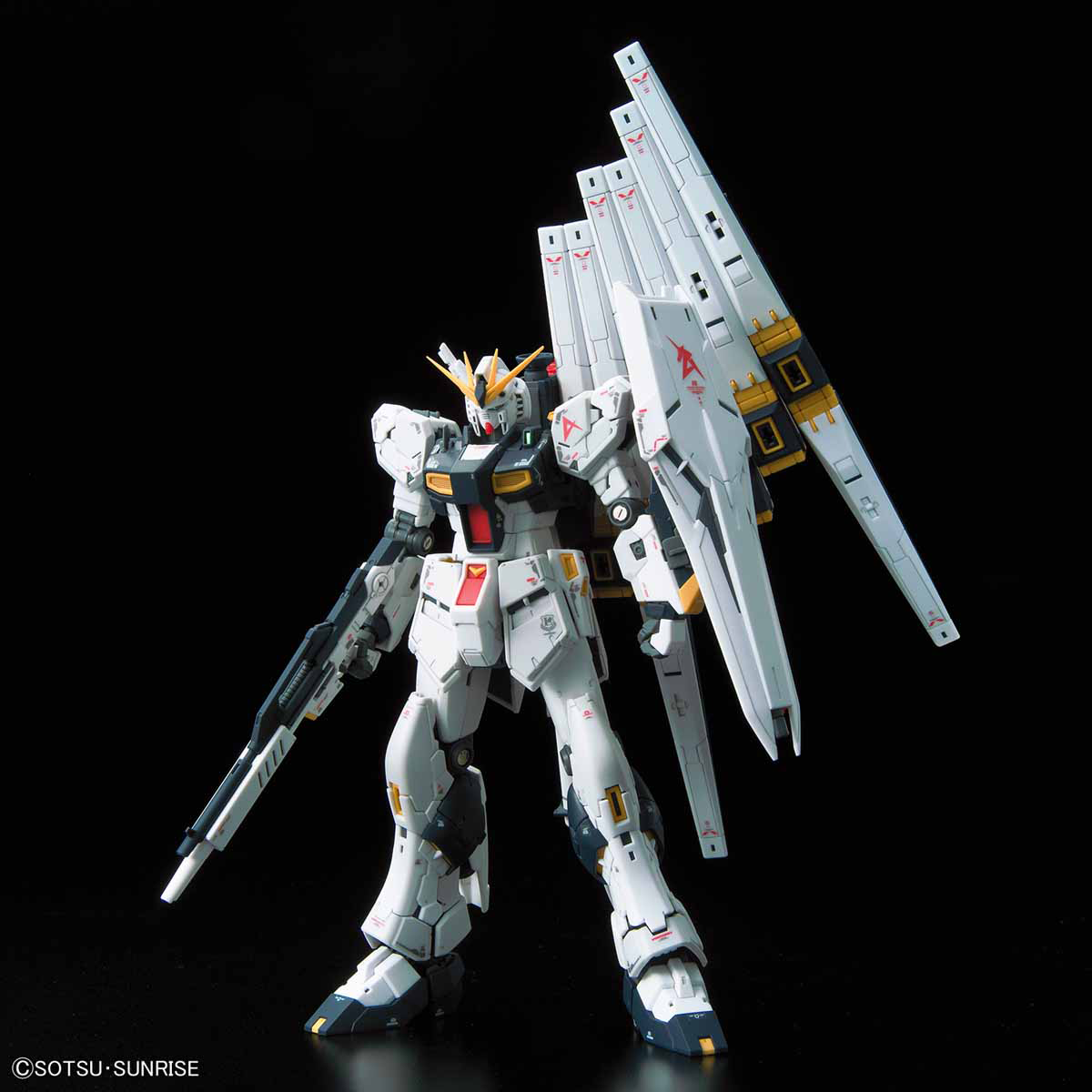 Mobile Suit Gundam Char's Counterattack Nu Gundam Real Grade 1:144 Scale Model Kit