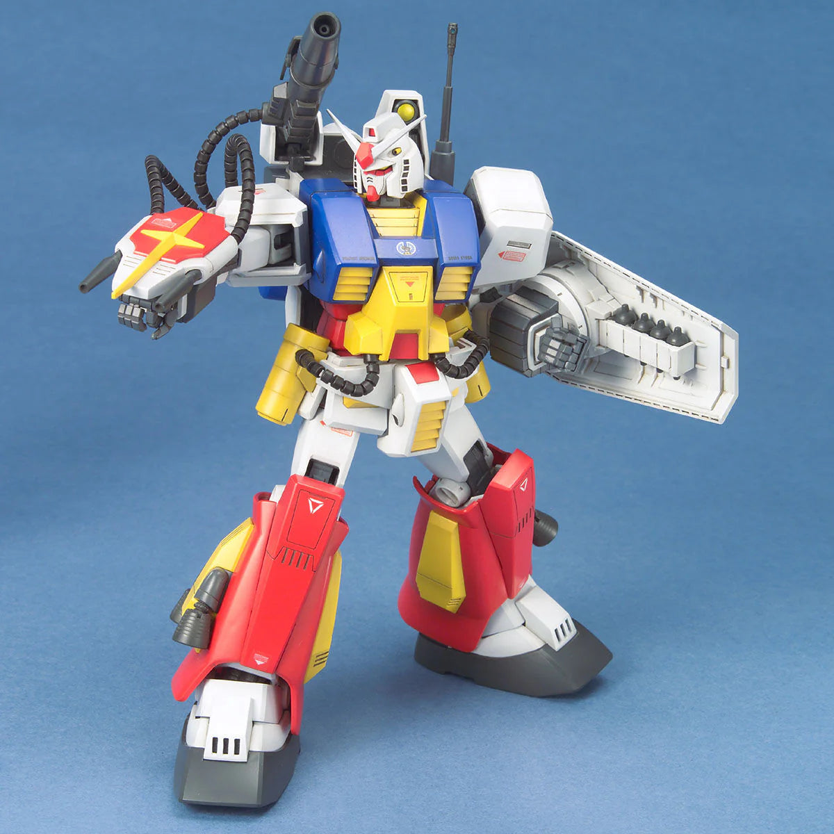 Mobile Suit Gundam PF-78-1 Perfect Gundam Master Grade 1:100 Scale Model Kit