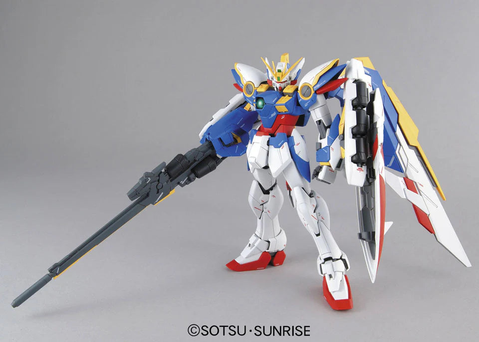 Mobile Suit Gundam Wing: Endless Waltz XXXG-01W Wing Gundam EW Master Grade 1:100 Scale Model Kit