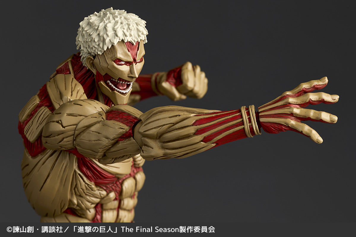 [PRE-ORDER] Attack on Titan - Armored Titan - Revoltech Amazing Yamaguchi Action Figure