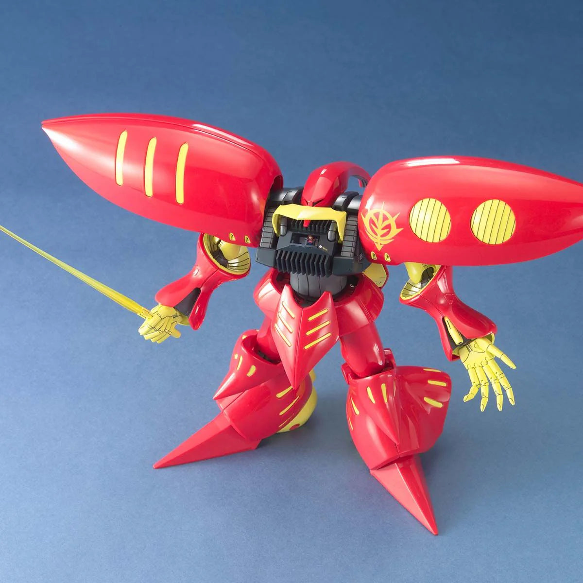 Mobile Suit Gundam ZZ Qubeley Red Master Grade 1:100 Scale Model Kit