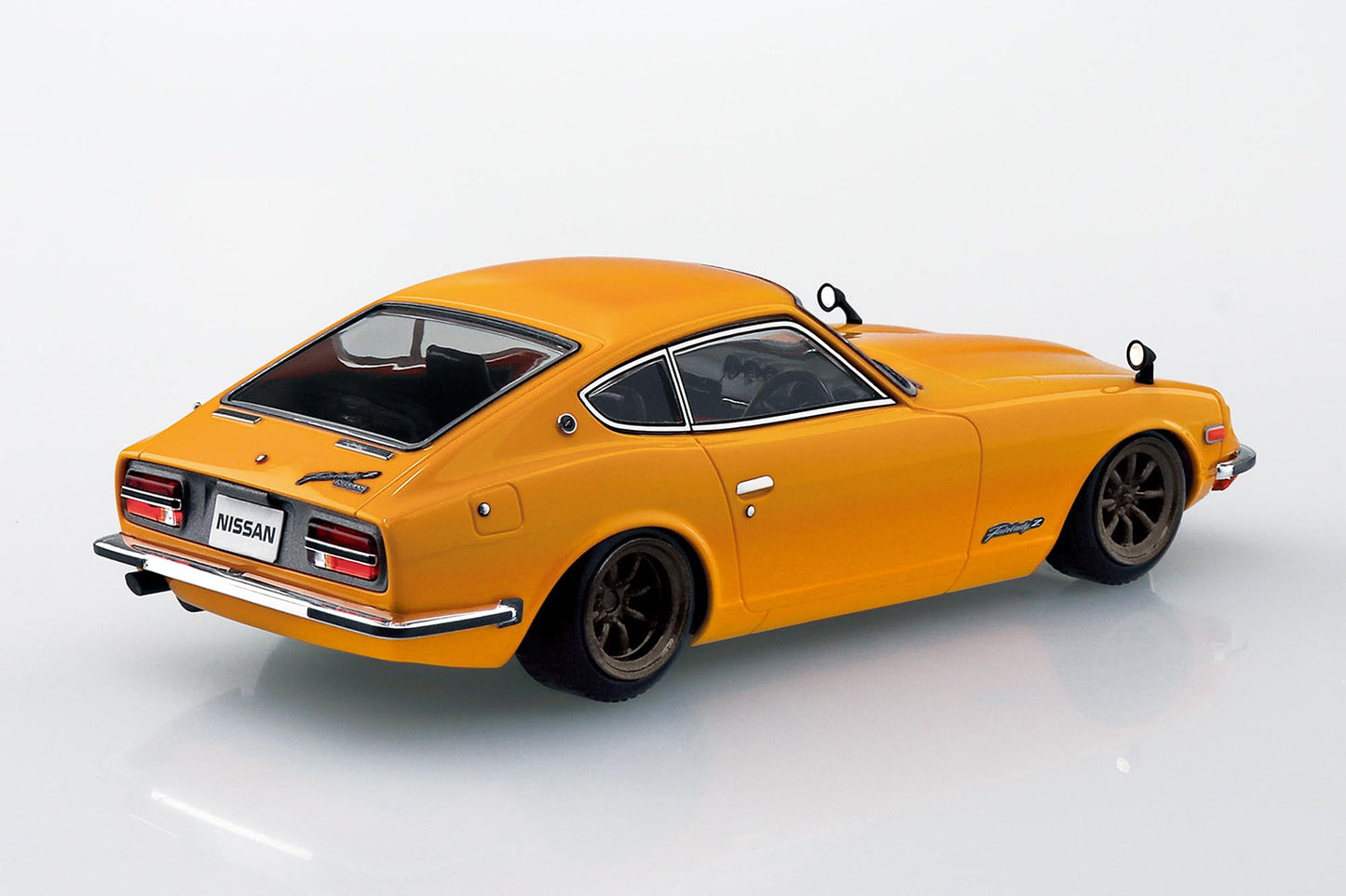 [SNAP KIT] Nissan S30 Fairlady Z Custom Wheel (Safari Brown)