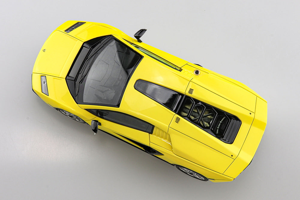 [SNAP KIT] Lamborghini Countach LPI 800-4 (Yellow)