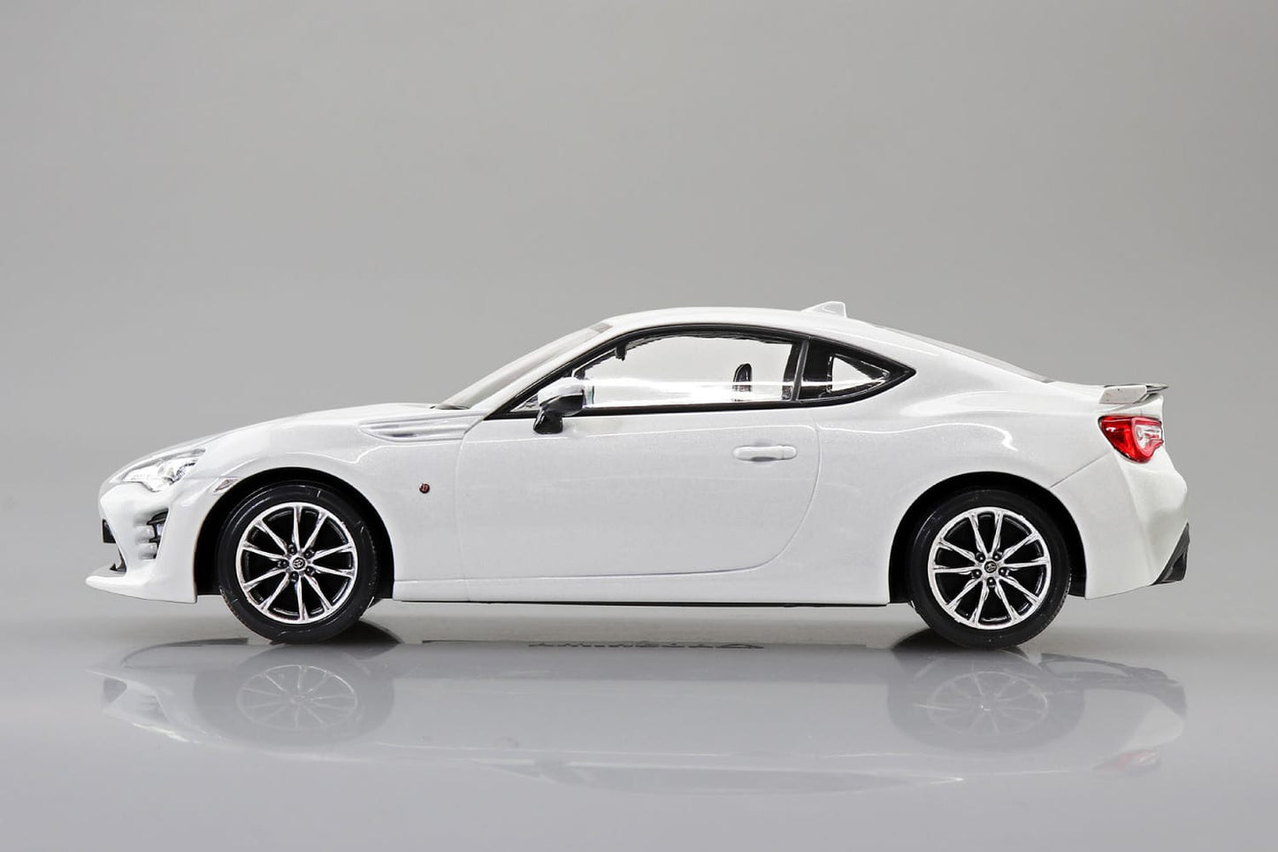[SNAP KIT] Toyota 86 (Crystal White Pearl)
