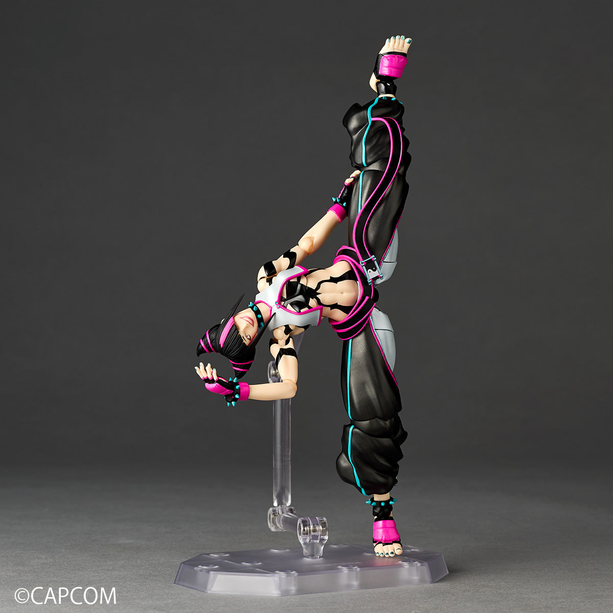 [PRE-ORDER] Street Fighter 6 Juri Revoltech Amazing Yamaguchi Action Figure