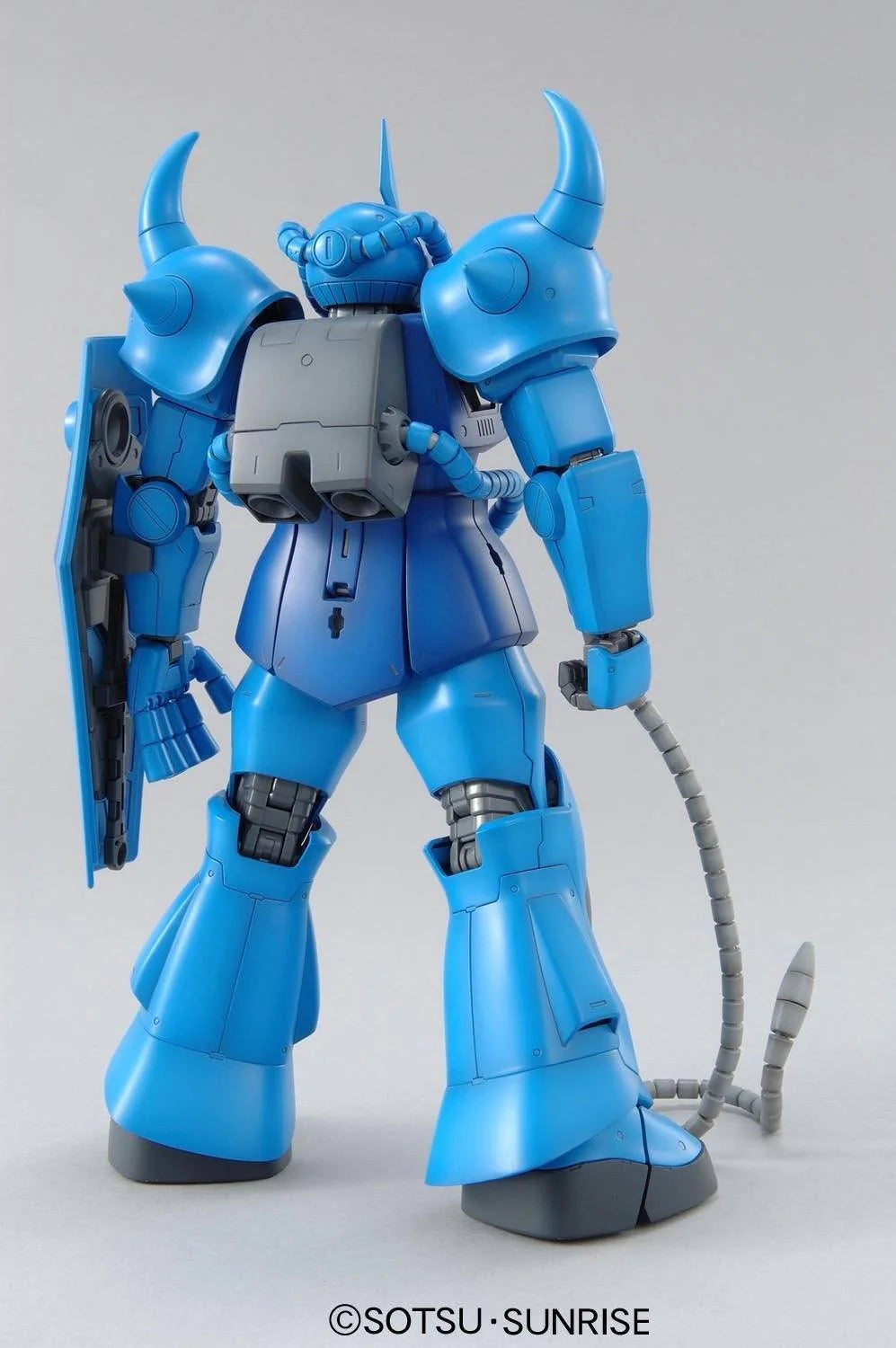 Mobile Suit Gundam Gouf Version 2.0 Master Grade 1:100 Scale Model Kit