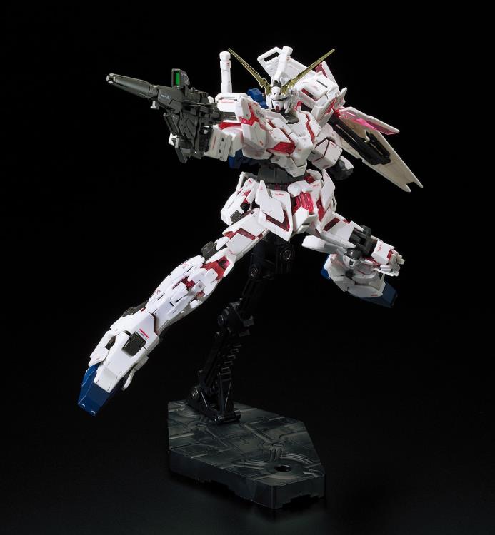 Mobile Suit Gundam Unicorn Real Grade 1:144 Scale Model Kit
