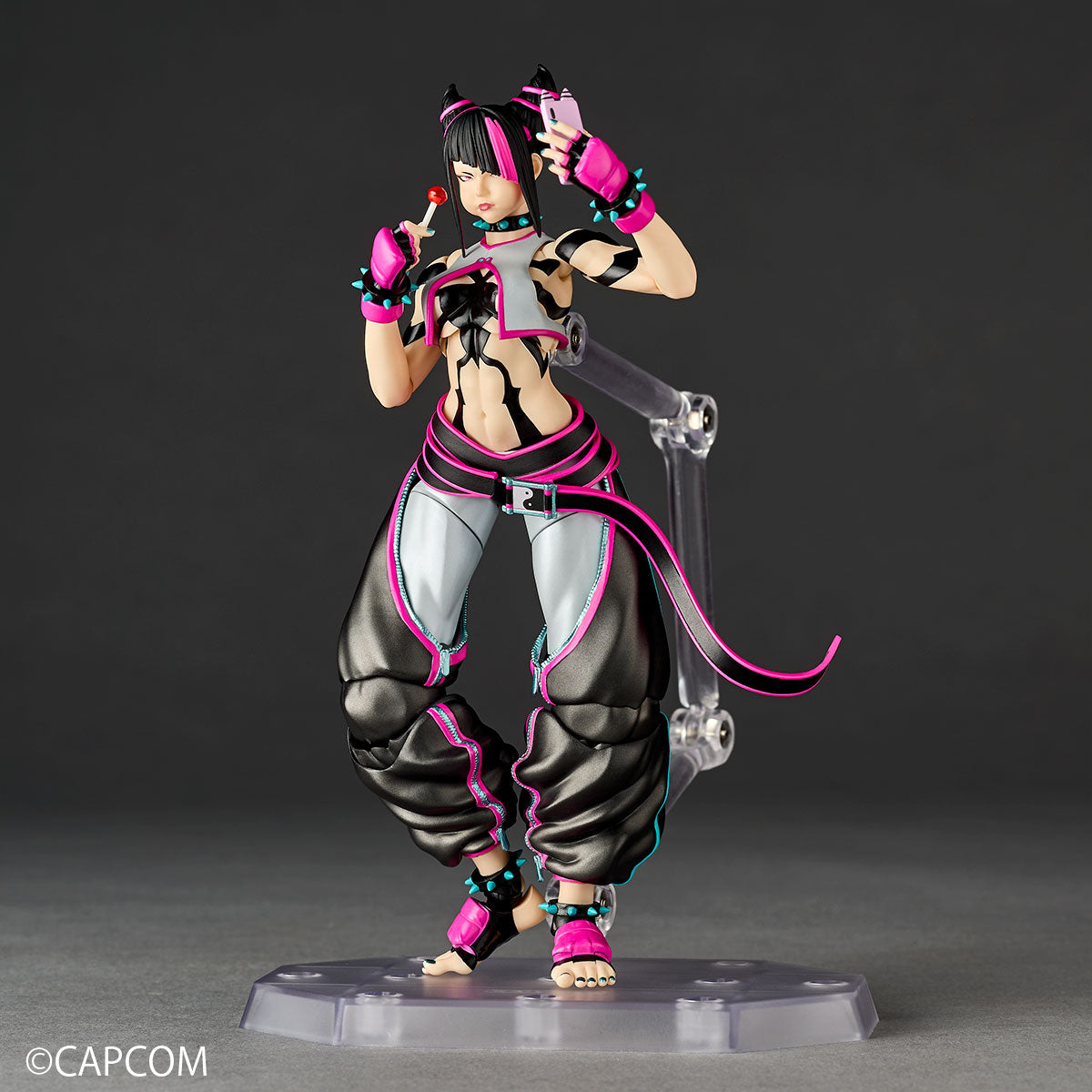 [PRE-ORDER] Street Fighter 6 Juri Revoltech Amazing Yamaguchi Action Figure