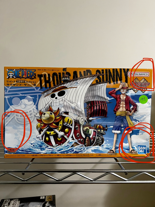 [DAMAGED BOX A1] One Piece Thousand Sunny Grand Ship Collection Model Kit