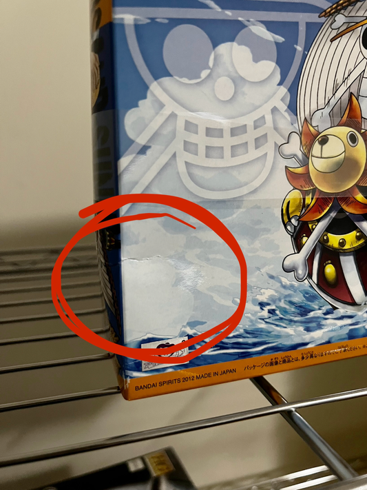 [DAMAGED BOX A1] One Piece Thousand Sunny Grand Ship Collection Model Kit