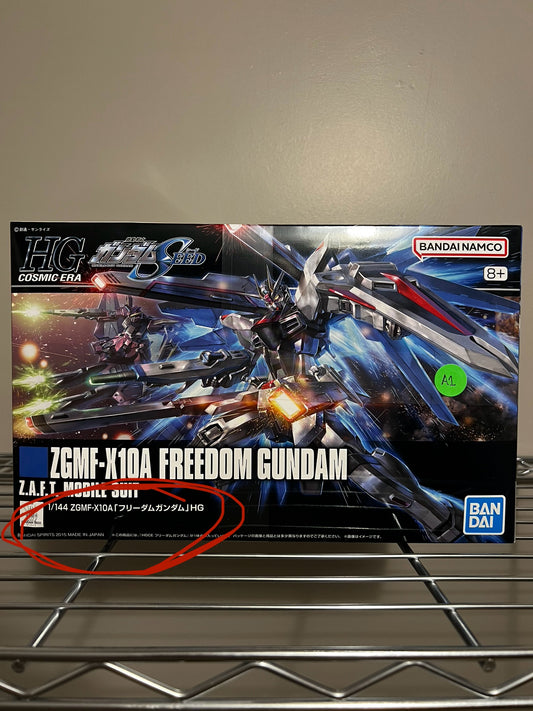 [DAMAGED BOX A1] Mobile Suit Gundam Seed ZGMF-X10A Freedom Gundam (Revive) High Grade 1:144 Scale Model Kit