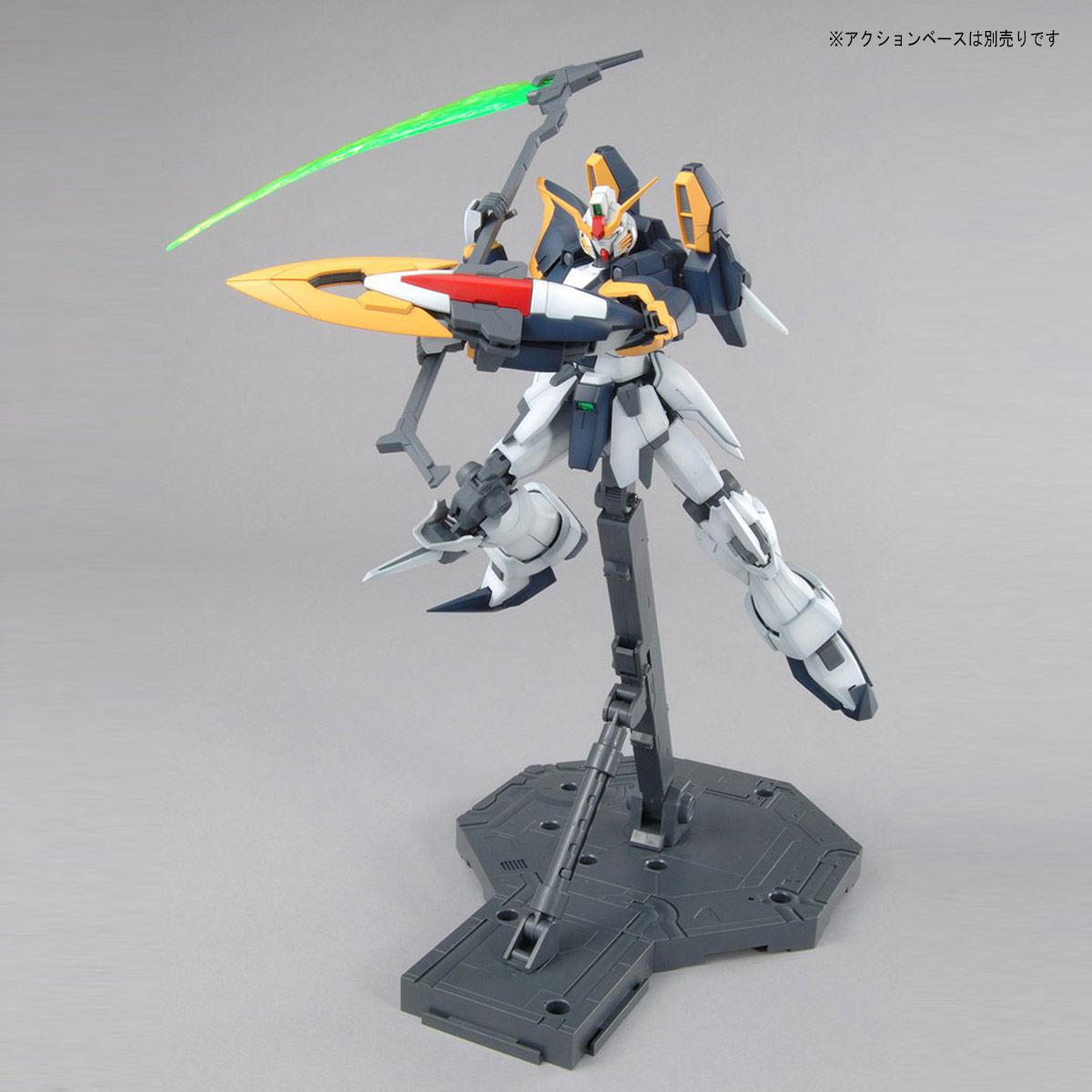Mobile Suit Gundam Wing: Endless Waltz Gundam Deathscythe EW Master Grade 1:100 Scale Model Kit