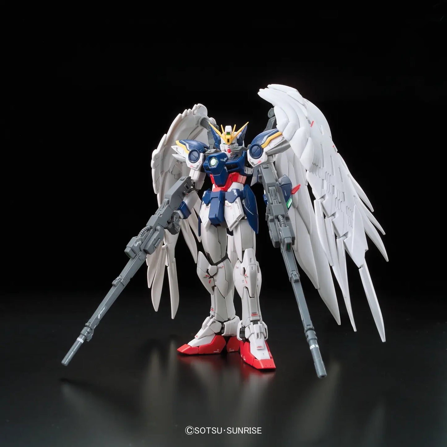 [PRE-ORDER] Mobile Suit Gundam Wing: Endless Waltz Wing Gundam Zero Real Grade 1:144 Scale Model Kit