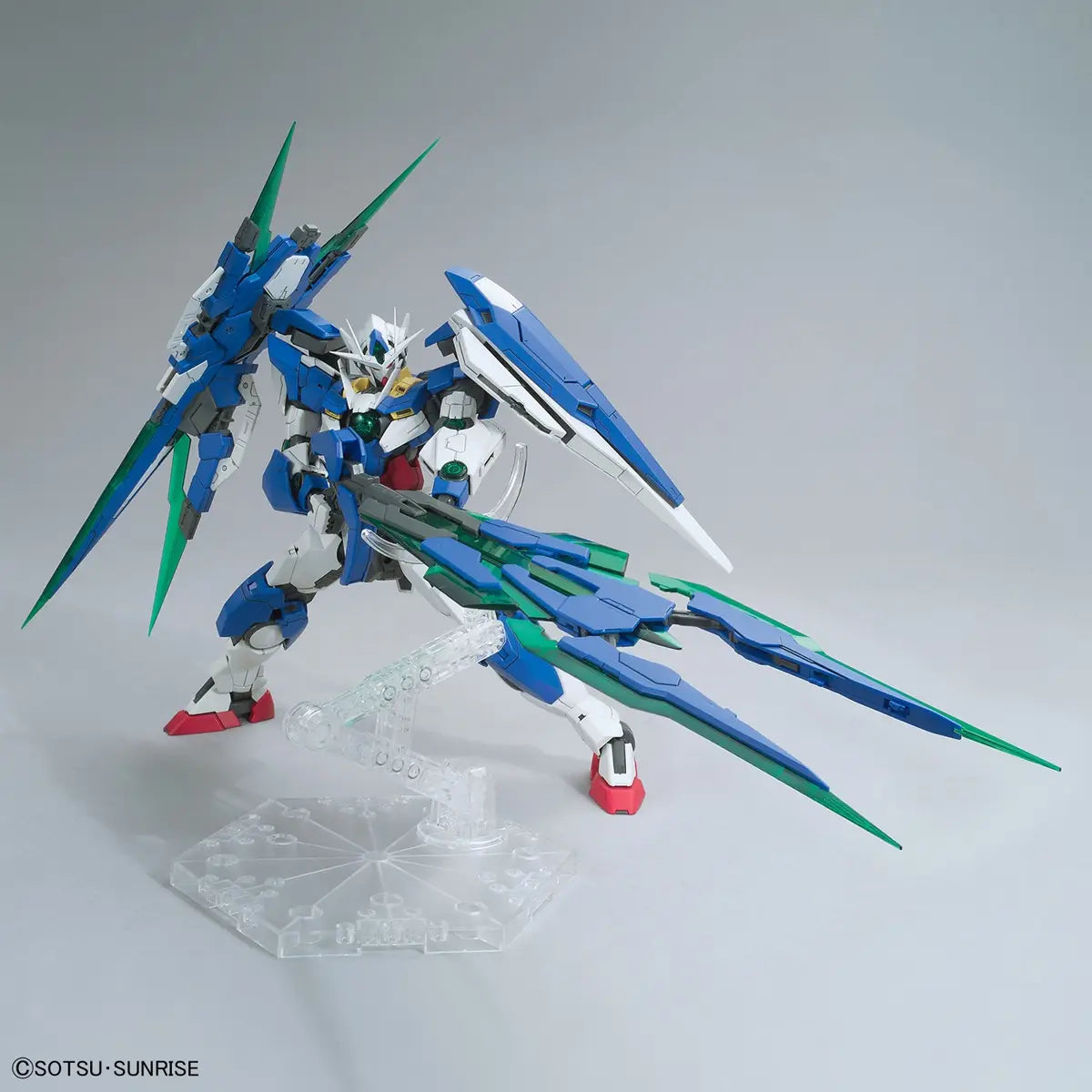 Mobile Suit Gundam 00 QAN[T] Full Saber Master Grade 1:100 Scale Model Kit