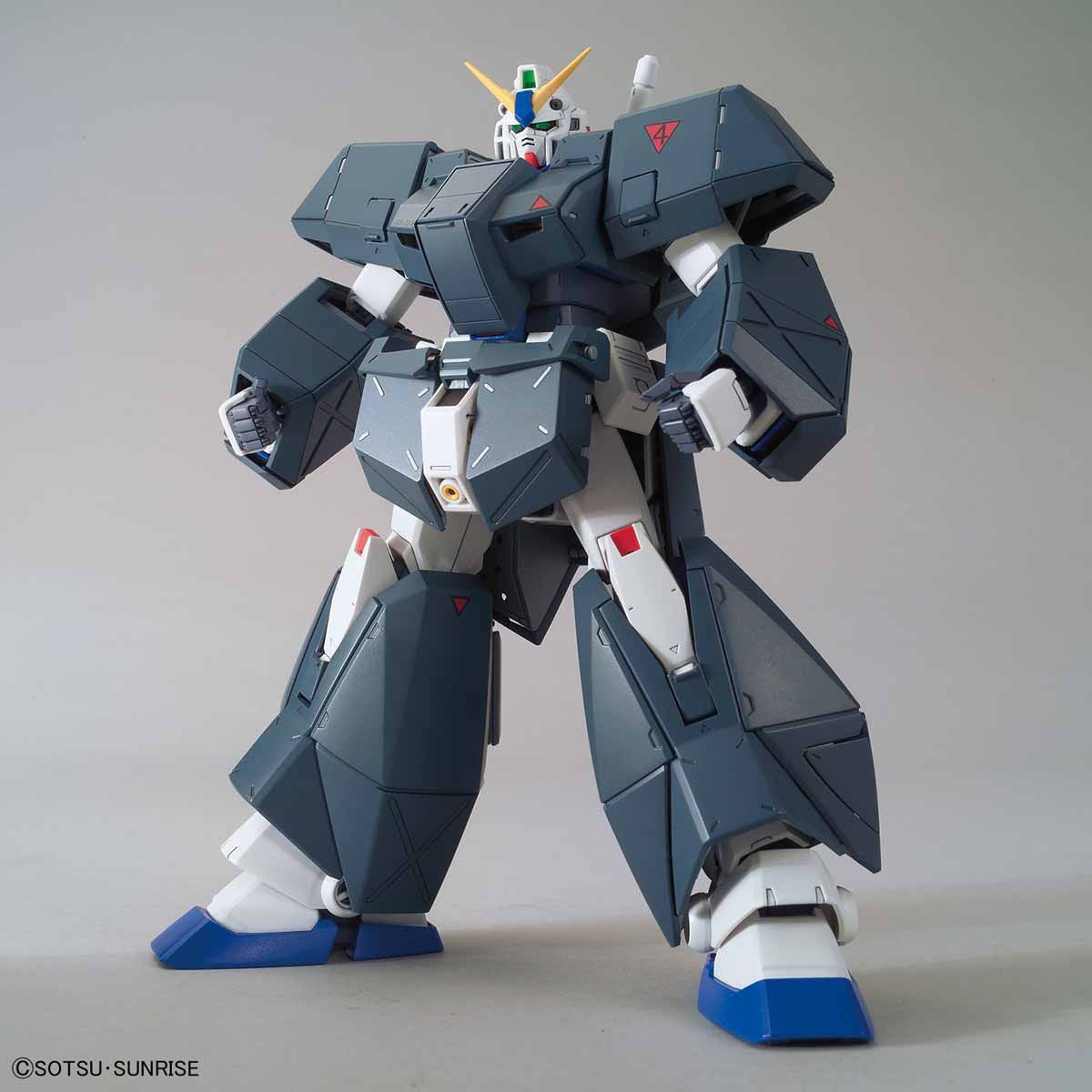 Mobile Suit Gundam 0080: War in the Pocket Gundam NT-1 Version 2.0 Master Grade 1:100 Scale Model Kit