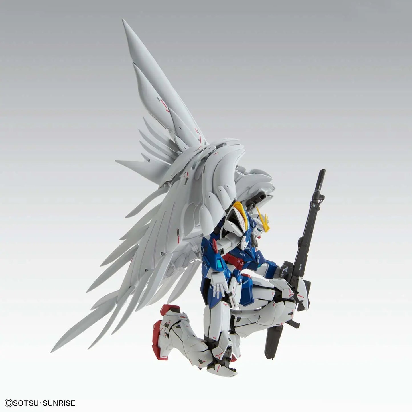 [PRE-ORDER] Gundam Wing: Endless Waltz Wing Gundam Zero Ver. Ka Master Grade 1:100 Scale Model Kit