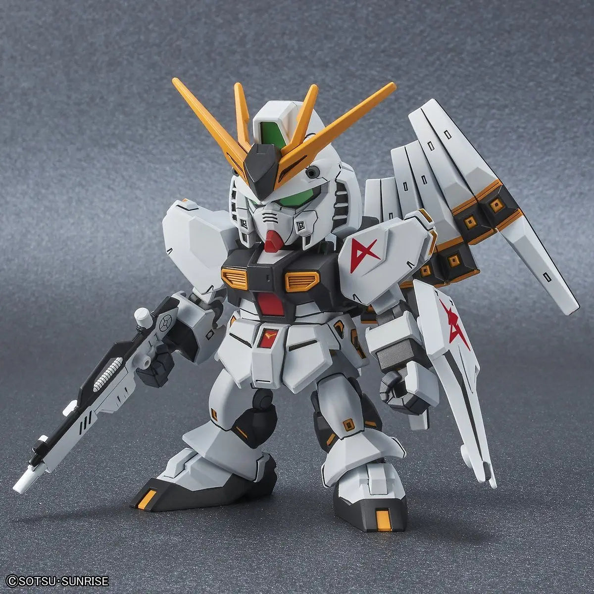 Nu Gundam SD EX-Standard Model Kit